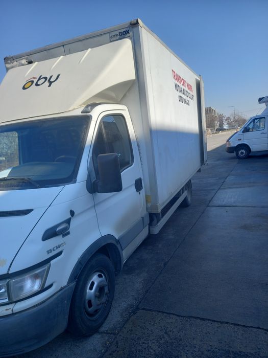 Transport Intern și internațional Închiriez auto cu lift și liză
