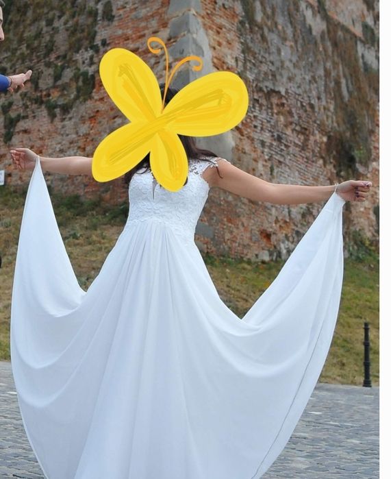 Vând rochie de mireasă