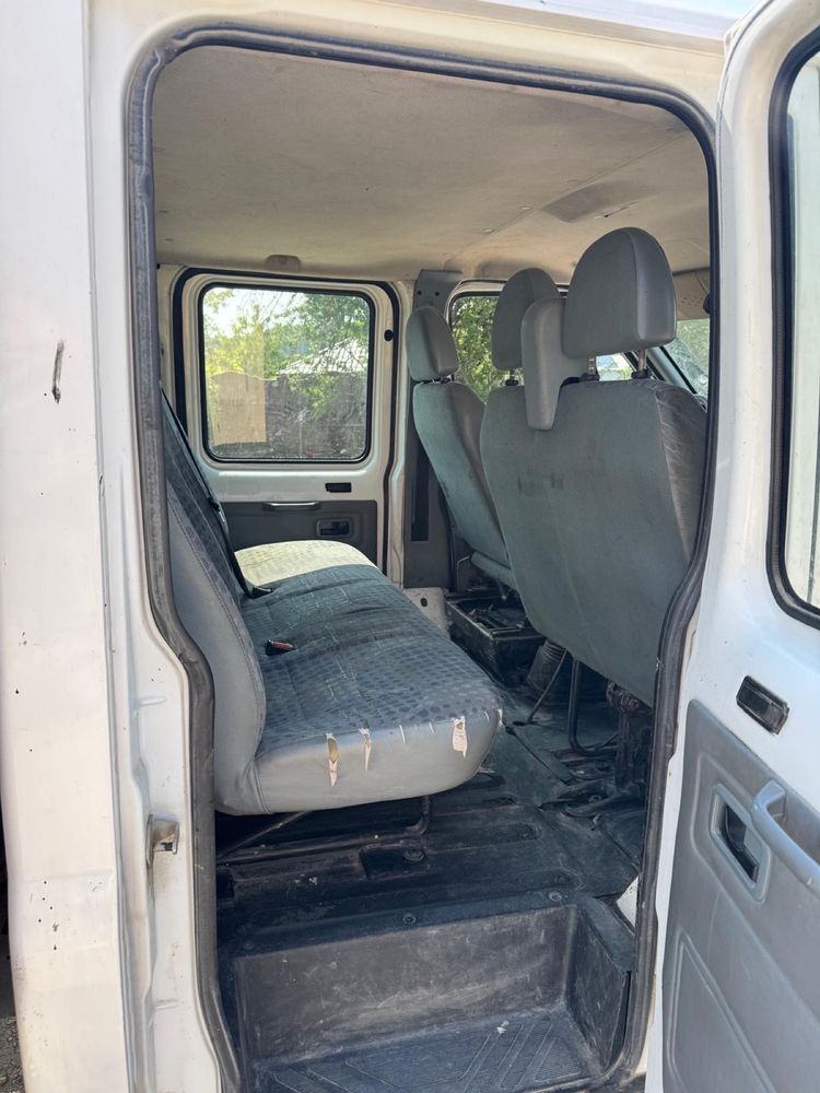 Ford tranzit 2,4 roți duble