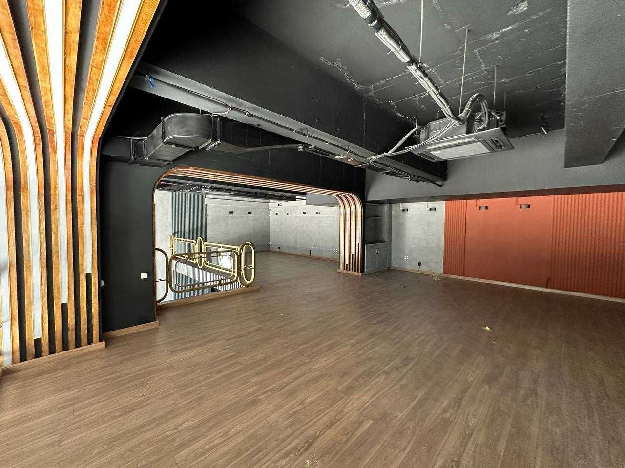 Кафе ресторан ЖК Акай Сити 1-2 этаж 250 м² без ремонта вдоль дороги