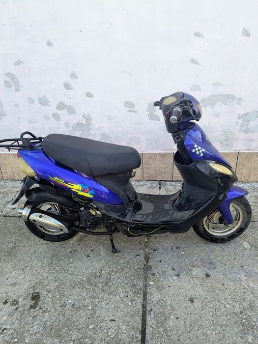 Vând scuter 50cc 4t