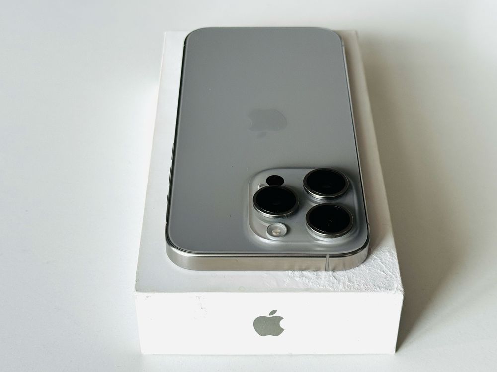 Iphone 15 Pro 128GB Natural Titanium 97% Батерия! Гаранция 6 месеца