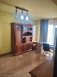 Apartament 4 cam Tg.Mures str, Cutezantei , cart. Tudor