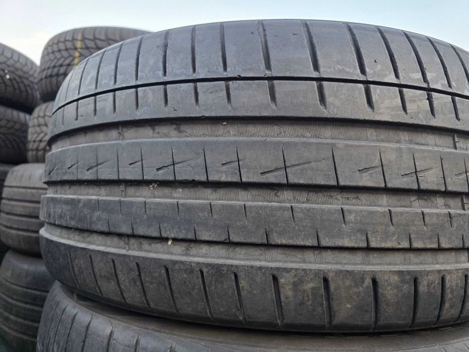 2бр Летни гуми 255 40 19 - Vredestein