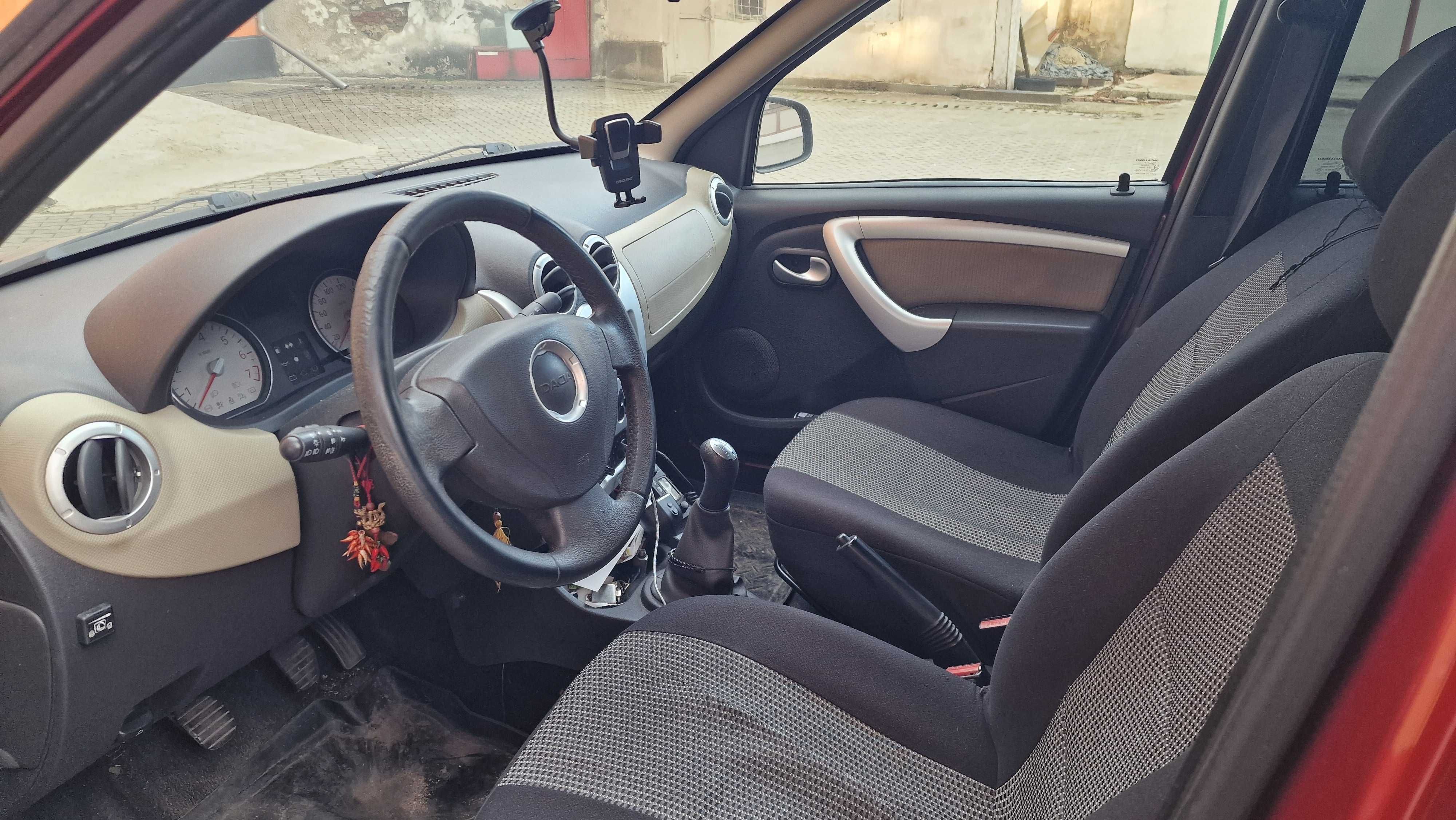 Vând autoturism Dacia Logan 1.6, 16V GPL