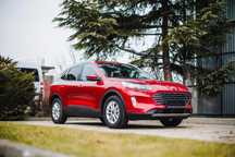 Ford Kuga Ford Kuga 5 usi Titanium X 1.5 EcoBlue 120 CP M6