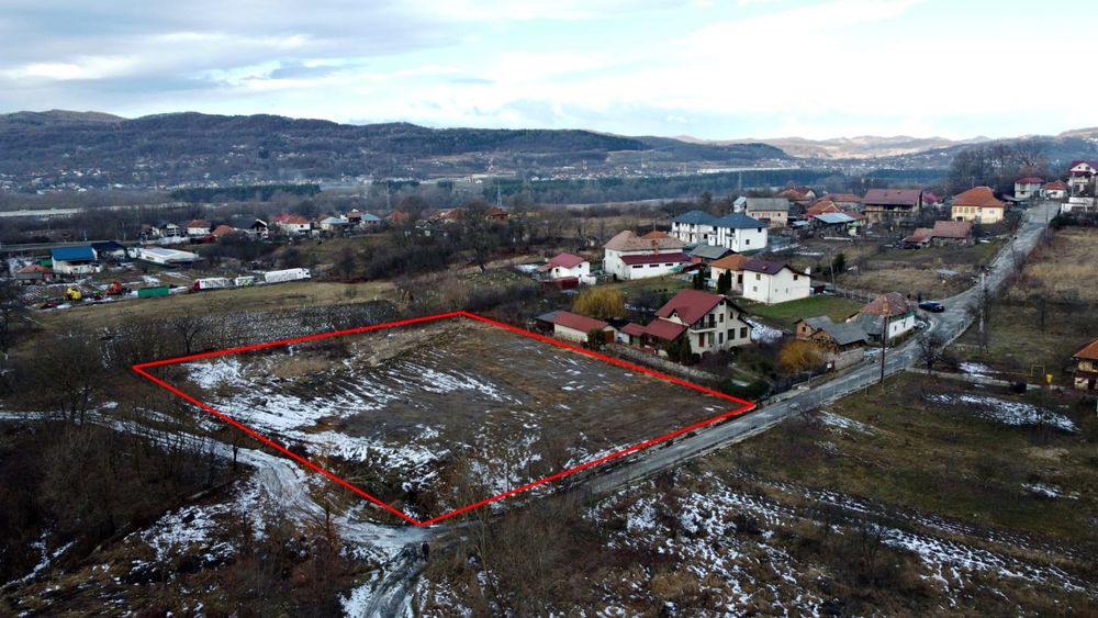 Teren intravilan, Curtea de Argeș, utilități.