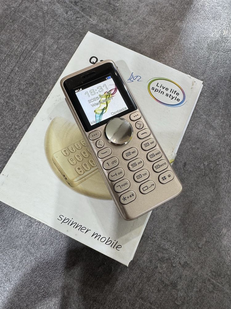 Mini telefon spiner gold