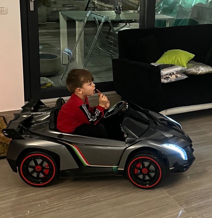 Vând Lamborghini copii, mașină electrica