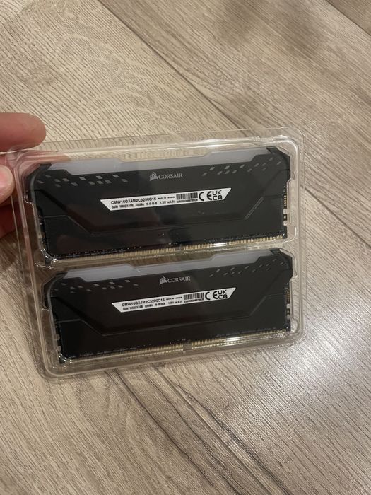DDR4 16GB 3200MHz 2x8GB Corsair Vengeance PRO RGB
