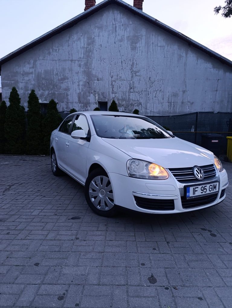Wolkswagen jetta 1.6 benzină 2009