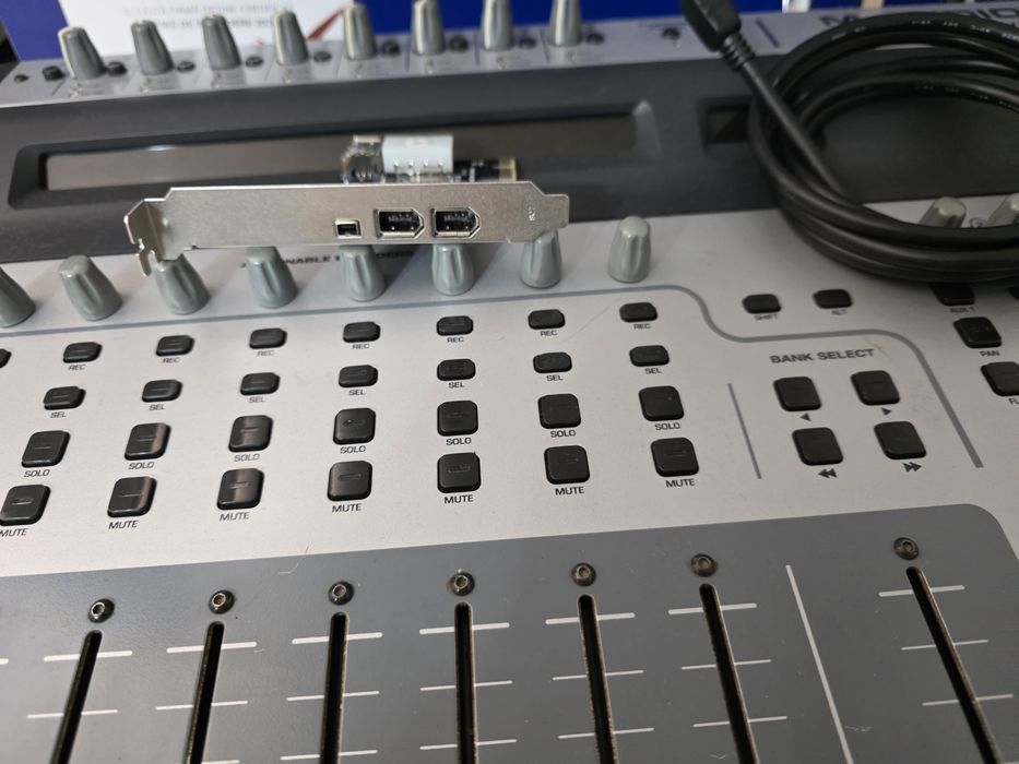 M-audio project mix