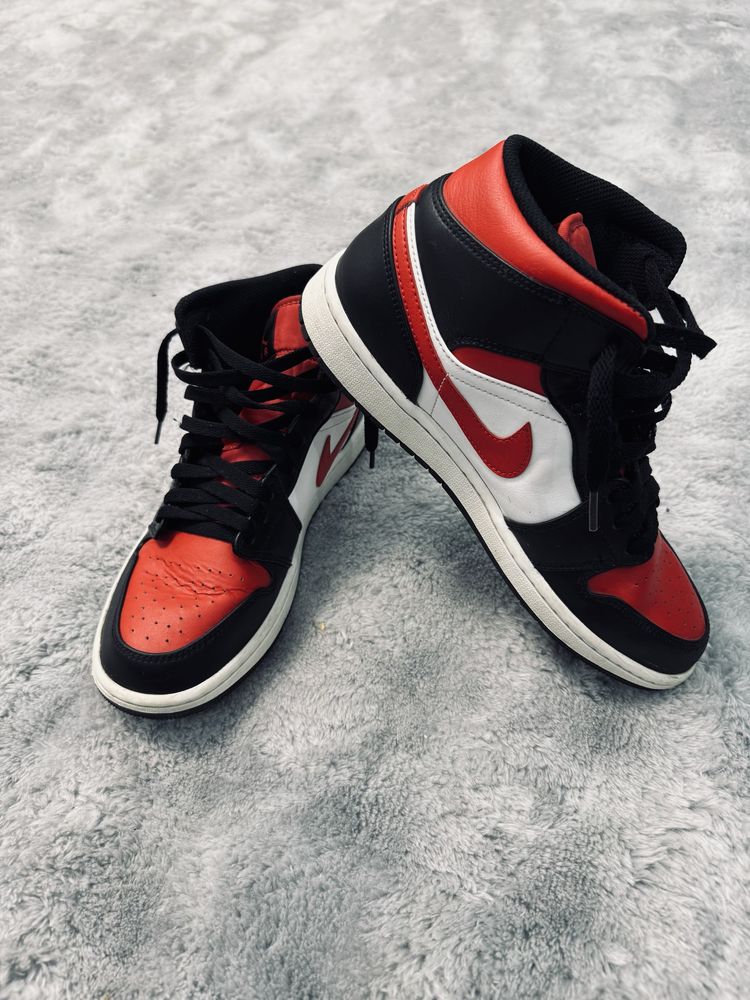 Nike Air Jordan 1