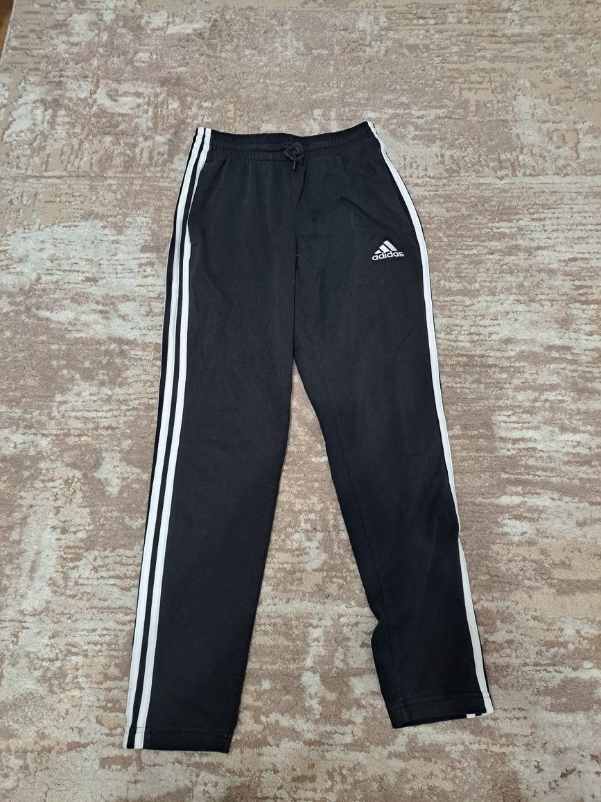 Pantaloni trening Adidas