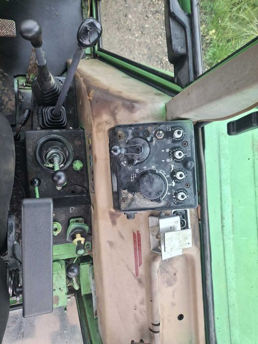 Fendt 614 LSA cu încărcător frontal