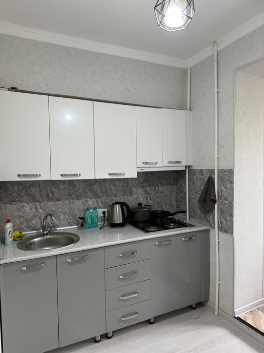 Сдаётся Своя квартира на Ц4 1в2