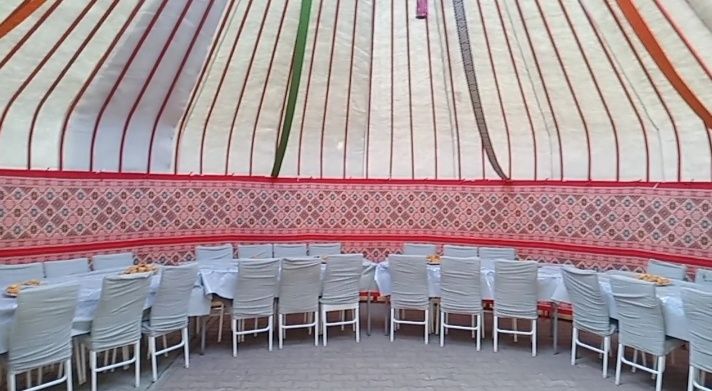 Киіз үй сатылады, 12 қанат