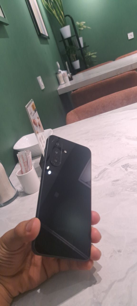 A 26 yangi telefon