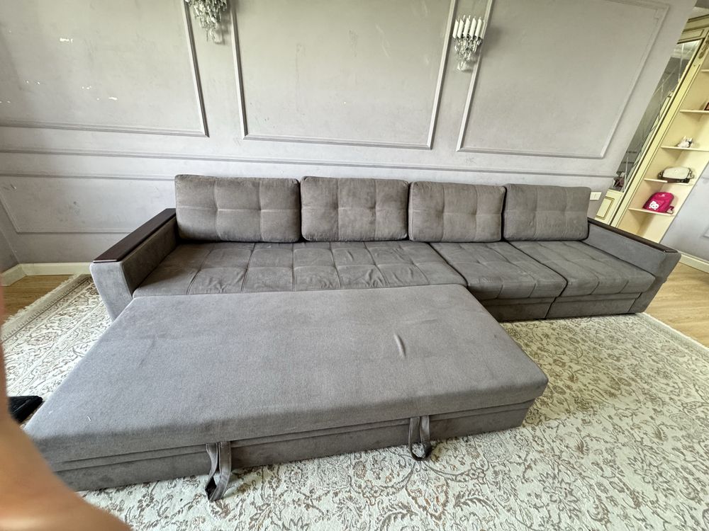 Продам мягкую мебель (диван)