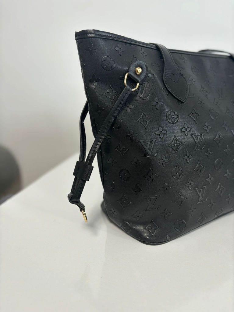 Geanta LV Model Extra Colectie Noua