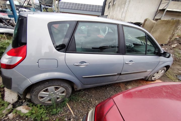 Piese Renault Scenic a 2-a generatie