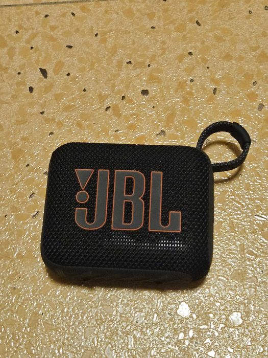 Преносима тонколона JBL GO 4