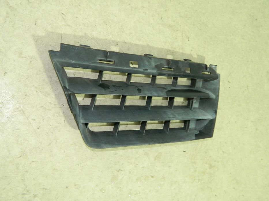 Grila radiator partea stanga, Renault Scenic, 2003, 2004, 2005, 2006,, 8200140329