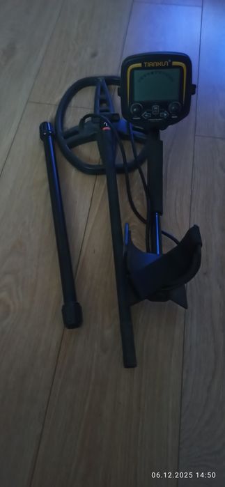 Продам металлоискатель