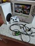 Xbox Series S 512 GB SSD + 2 подаръка