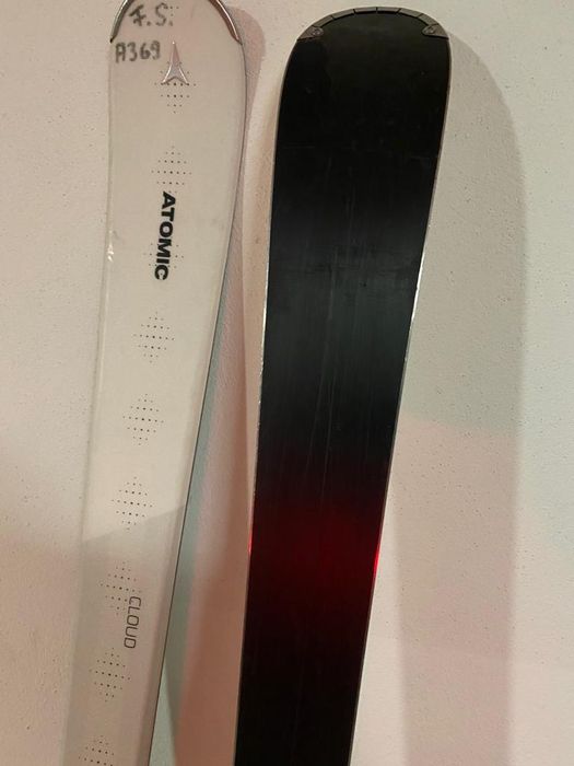 Skiuri Atomic CLOUD R + Atomic LITHIUM 10 + Bete