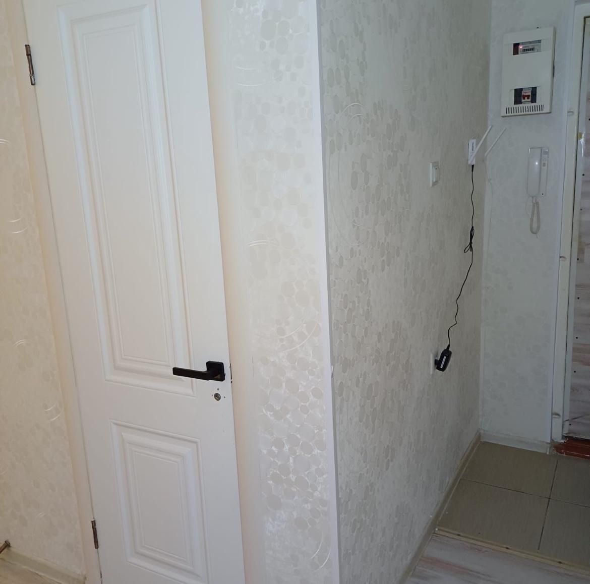 Сдам  посуточно квартира и по часам ест kaspi red