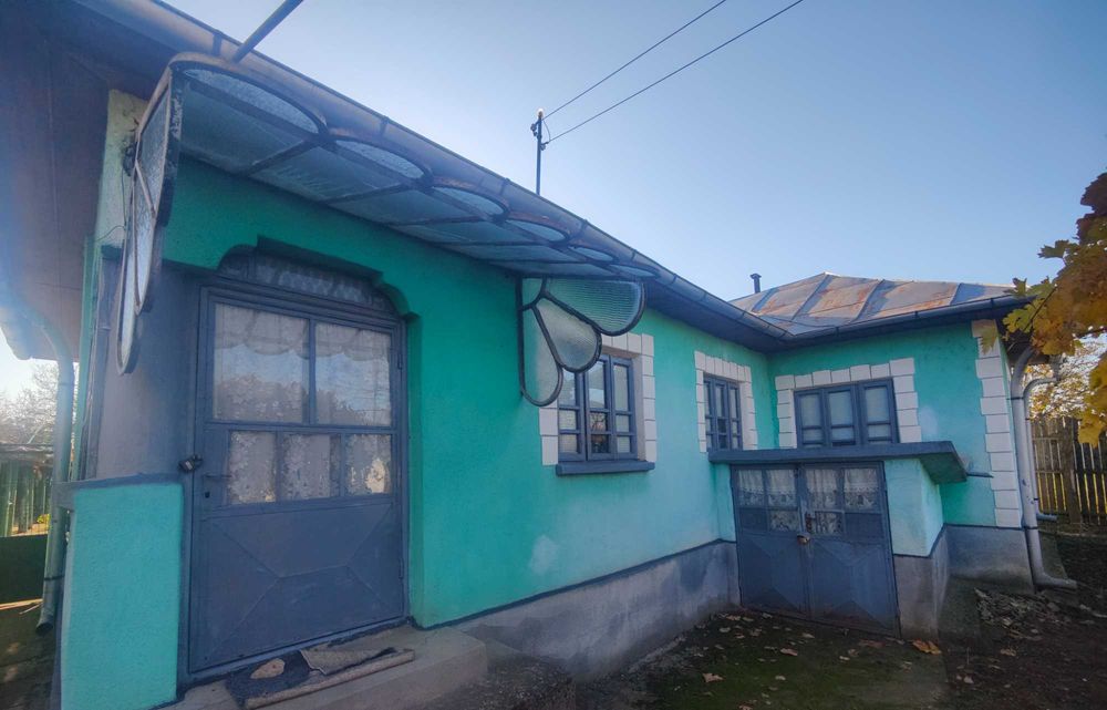 Casă de vânzare în comuna Perișor, județul Dolj