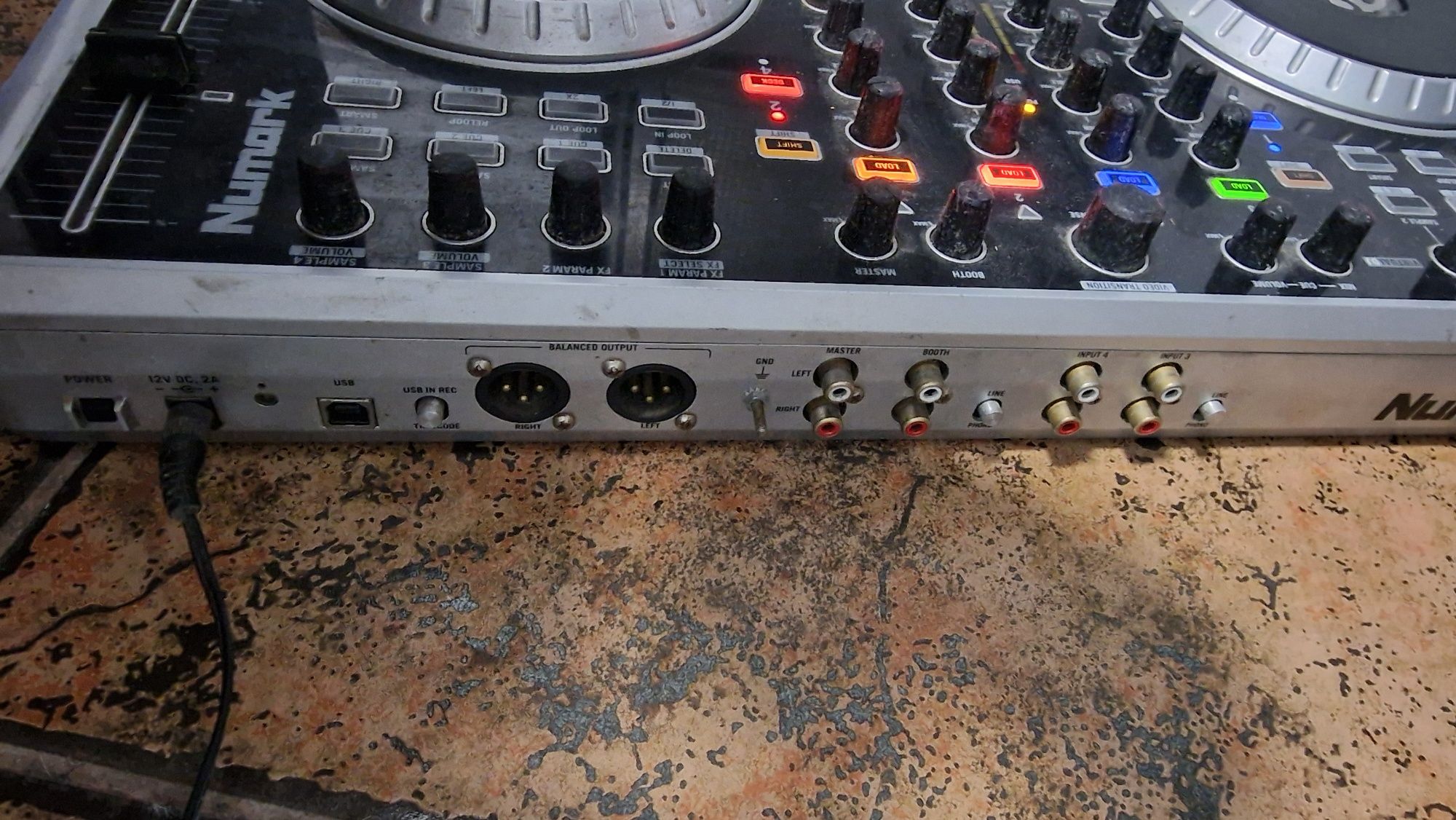 Vand Consola numark n4
