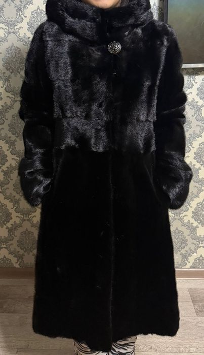 Шуба норковая черная