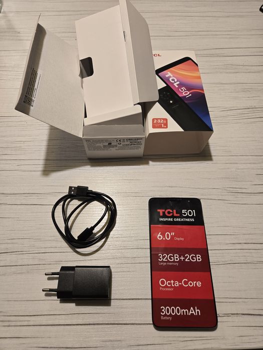 Vand telefon mobil TCL 501 NOU!