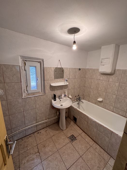 CASĂ DE VÂNZARE în Bistrița Nouă - Piatra Olt