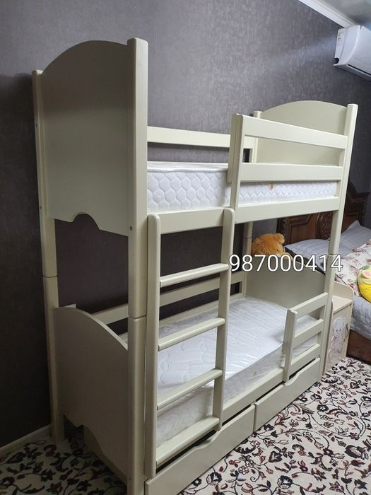Двухьярусная кровать