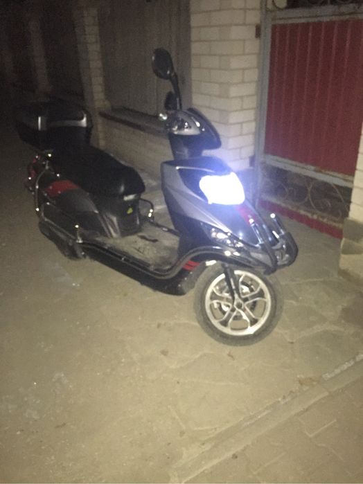 Электроскутер TAILG, 1500W, 72V/45Ah