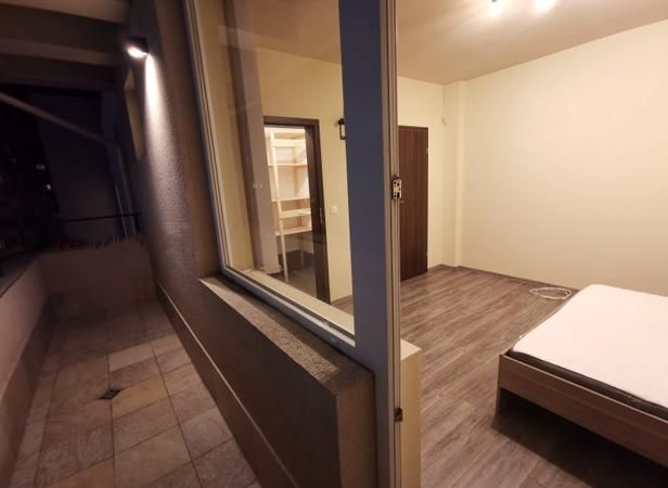 Дава се под наем Многостаен апартамент в София, Младост 4 - 210 кв.м за 980 € - Снимка #4