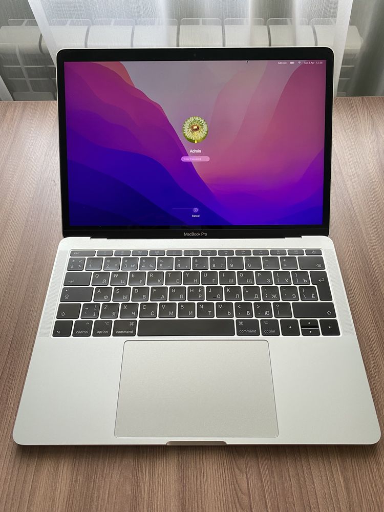 MacBook Pro 13” 256 gb