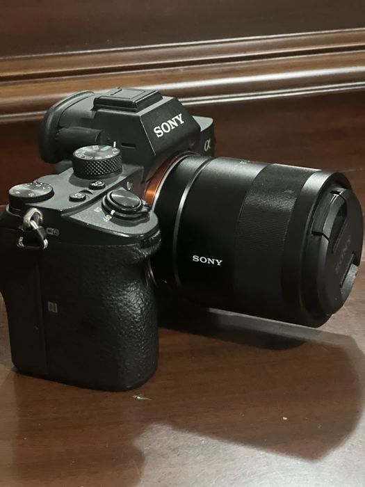 Продам Sony A7 III в отличном состоянии