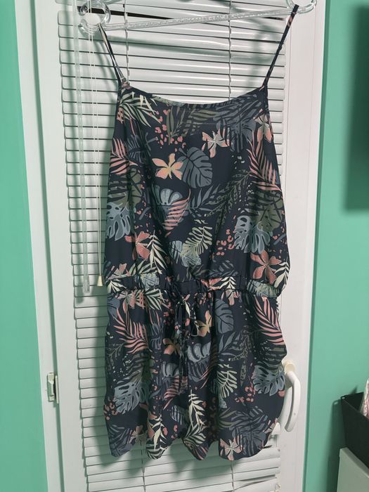 Рокли и комплекти по 5 лв.