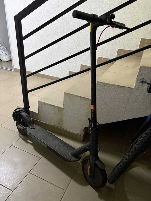 Trotineta electrica Xiaomi Mi Electric Scooter Pro 2