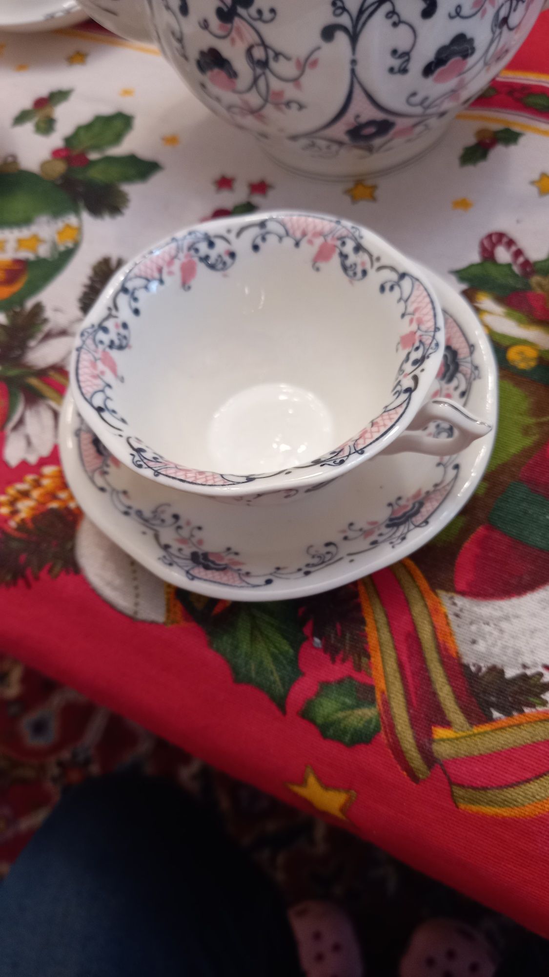 Vand set cafea porțelan fin 6 persoane,15 bucati