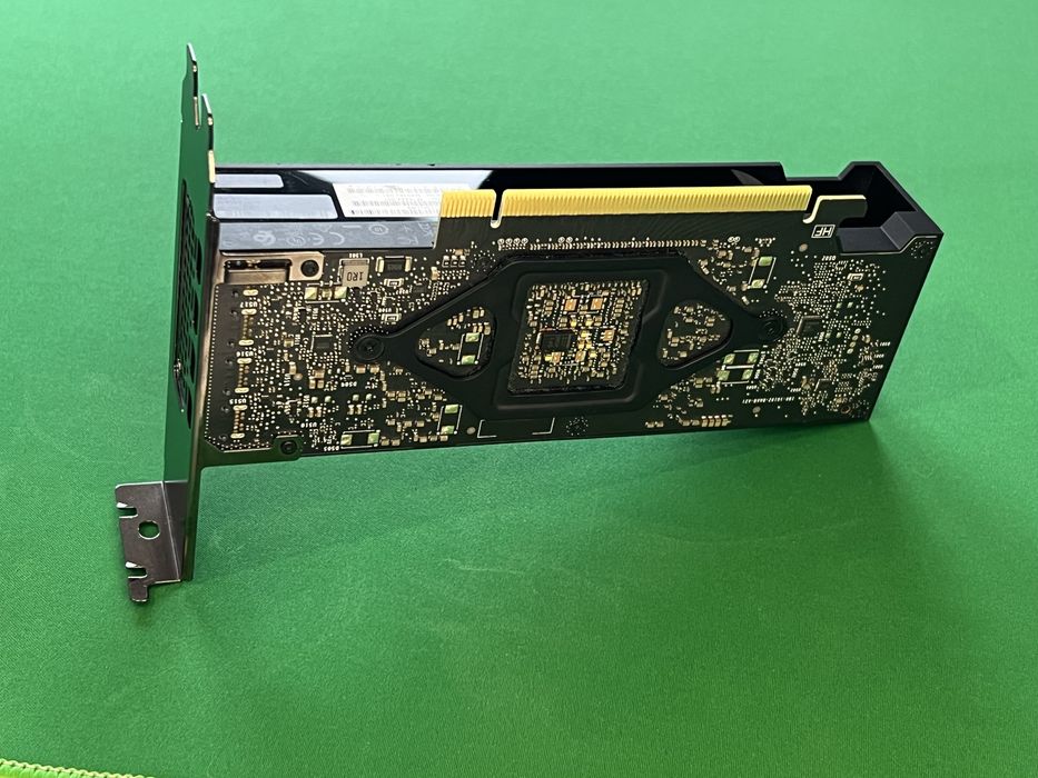 Placa video GeForce RTX A2000 12gb