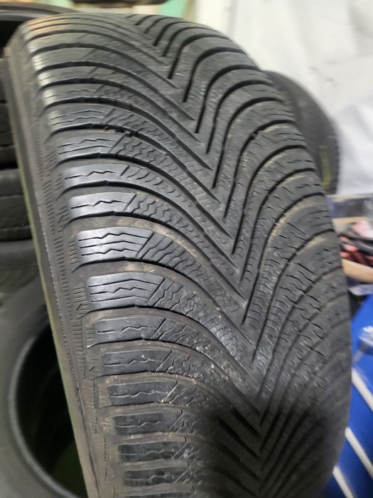4 бр зимни 225/55/17 Michelin