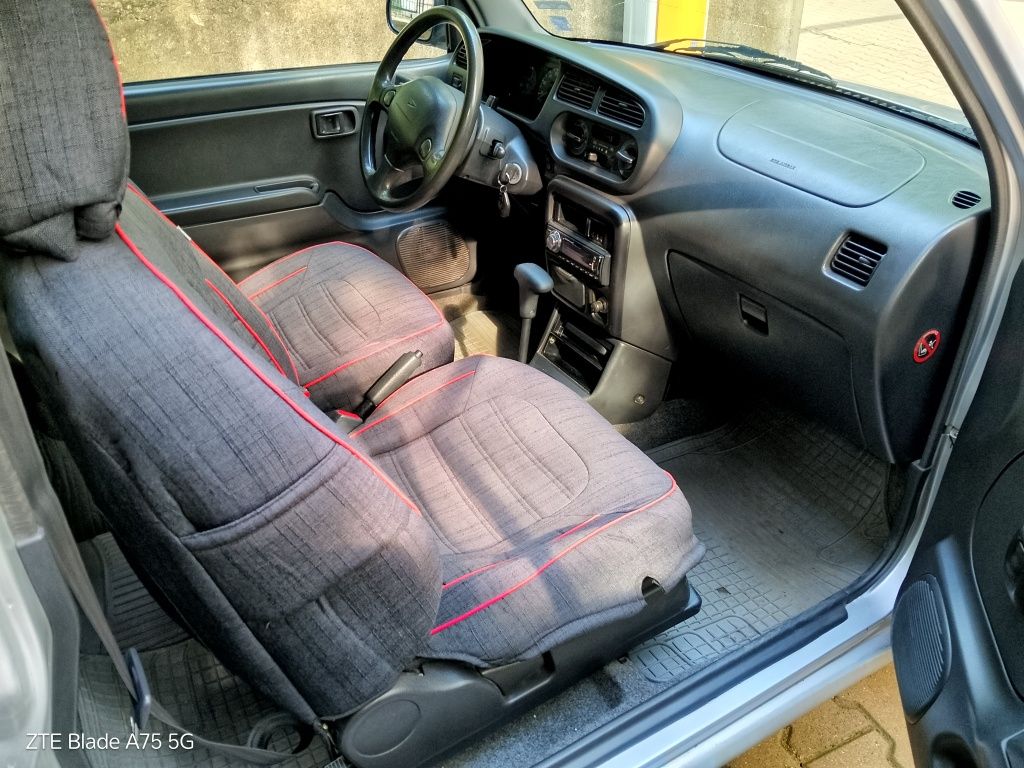 Daihatsu Cuore -