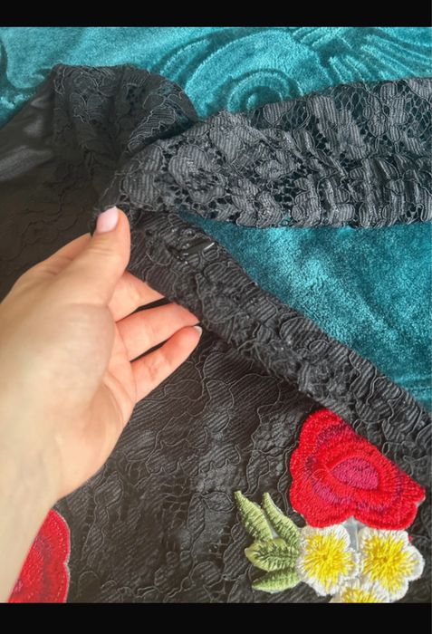 Rochie neagra din dantela