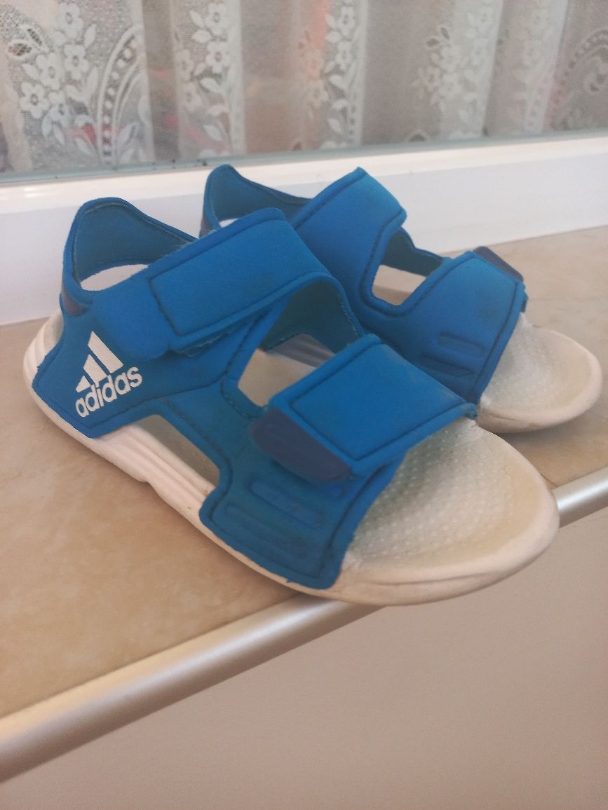 Сандали Adidas 28н.