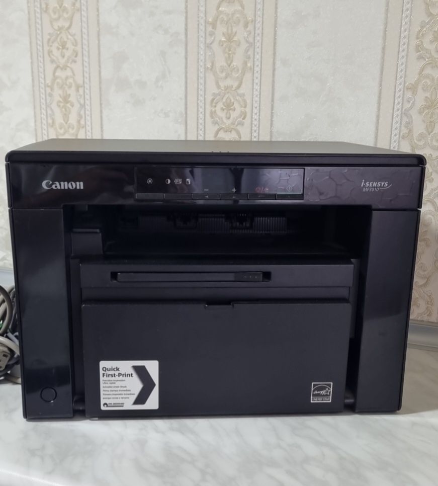Canon MF3010 Image Class 3в1